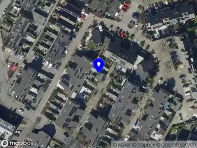 Ambulance met grote spoed naar de Noten-bogerd in Hendrik-Ido-Ambacht