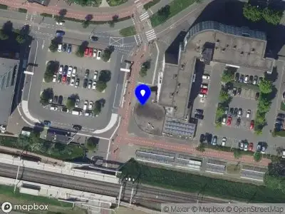 Ambulance met gepaste spoed naar de Dudokplein in Dordrecht