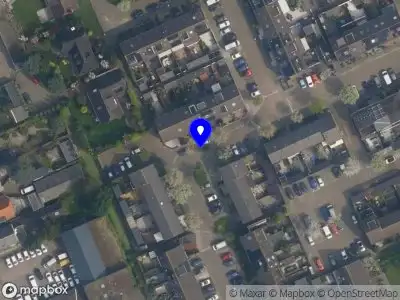 Ambulance met grote spoed naar de Van Gochstraat in Wateringen