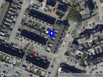 Ambulance met grote spoed naar de Menkemaborgstraat in Hellevoetsluis