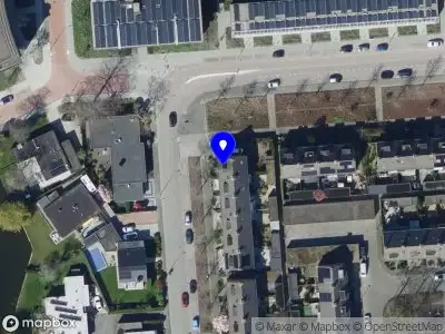 Ambulance met grote spoed naar de Copernicuslaan in Spijkenisse