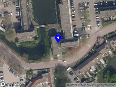 Ambulance met gepaste spoed naar de Evoluon in Capelle aan den IJssel