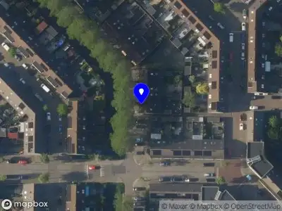 Brandweer met gepaste spoed naar de Sara Trooststraat in Leiden