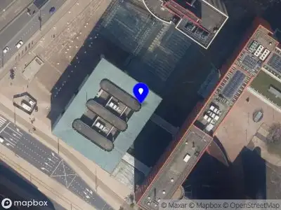 112 melding Ambulance met grote spoed naar de Wilhelminaplein in Rotterdam