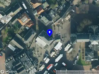 Politie met gepaste spoed naar de Burgemeester Hoogklimmerstraat in Denekamp vanwege aanrijding met letsel