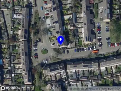 Ambulance met grote spoed naar de Beverveen in Spijkenisse