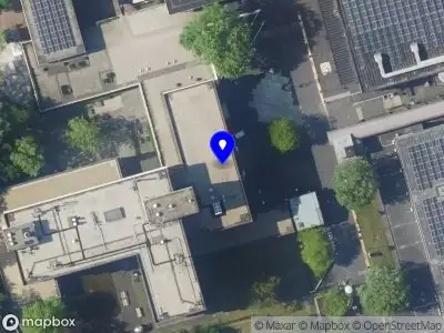 112 melding Brandweer met gepaste spoed naar de Joop van den Endeplein in Hilversum vanwege stankoverlast