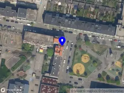 Ambulance met gepaste spoed naar de Frederikstraat in Rotterdam