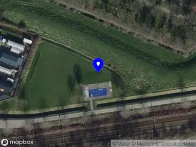 Brandweer met gepaste spoed naar de Steigerweg in Arnemuiden vanwege een buitenbrand