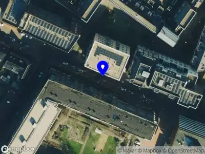 Brandweer met gepaste spoed naar de Lijnbaan in Zwolle vanwege een liftopsluiting