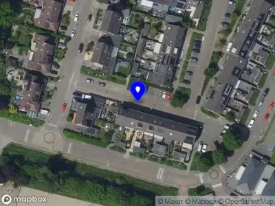 Ambulance met grote spoed naar de Prunushof in Papendrecht