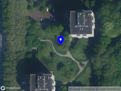 Brandweer met grote spoed naar de Nachtwachtlaan in Amsterdam vanwege reanimatie