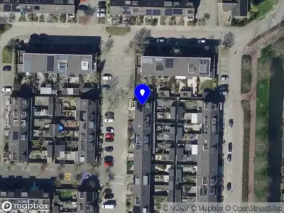 Ambulance met gepaste spoed naar de Operastraat in Barendrecht