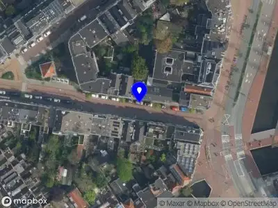 Ambulance met gepaste spoed naar de Havenstraat in Delft