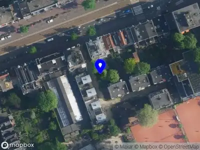 Ambulance met grote spoed naar de Kattenlaan in Amsterdam