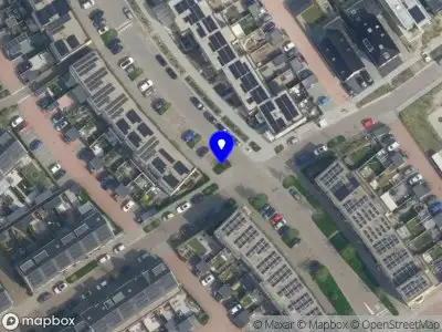 Ambulance met grote spoed naar de Parelgraslaan in Rijswijk