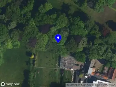 Ambulance met gepaste spoed naar de Korte Zijlweg in Overveen