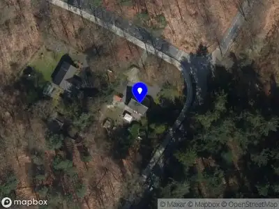 Politie met grote spoed naar de Wethouder van Dijklaan in Oosterhout vanwege letsel