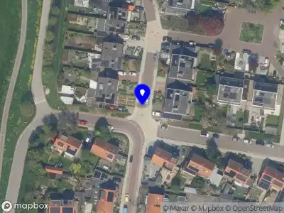 Ambulance met gepaste spoed naar de Van Almondeweg in Brielle