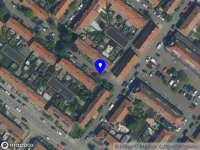 Ambulance met grote spoed naar de Marsstraat in Amsterdam