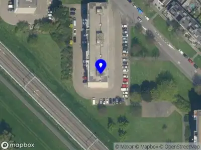 Ambulance met grote spoed naar de Merellaan in Maassluis