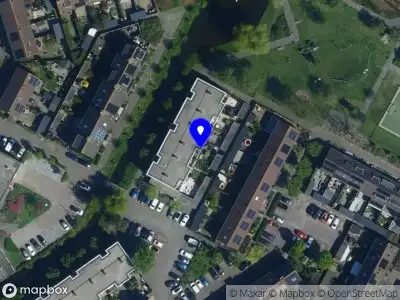 Ambulance met gepaste spoed naar de Mendeldreef in Lisse