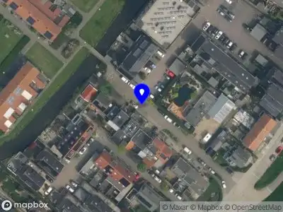 Ambulance met grote spoed naar de Weteringstraat in Moordrecht