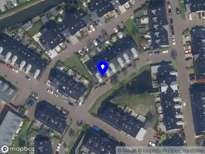 Ambulance met grote spoed naar de Dag Hammarskjöldborg in Schiedam