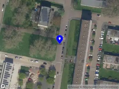 Ambulance met gepaste spoed naar de Philips de Goedestraat in Vlaardingen