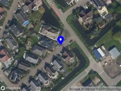 Ambulance met grote spoed naar de Ringvaartpark in Capelle aan den IJssel