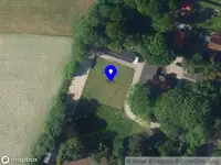 Ambulance en brandweer met grote spoed naar de Hessenmeer in Ermelo vanwege grote brand