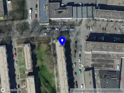 Ambulance met gepaste spoed naar de Schammenkamp in Rotterdam