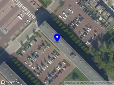 Ambulance met grote spoed naar de Van Beethovenlaan in Maassluis