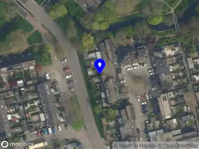 Ambulance met grote spoed naar de Tanthofdreef in Delft