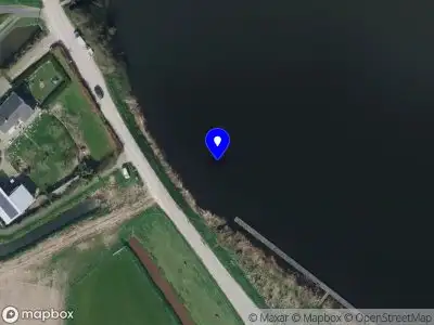 Brandweer met grote spoed naar de Polderdijk in Maasdam vanwege reanimatie