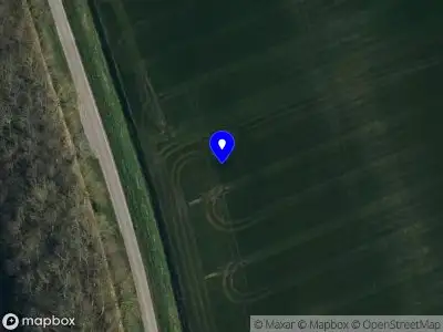 Brandweer met gepaste spoed naar de Waardweg in Middenmeer vanwege waarnemen gaslucht