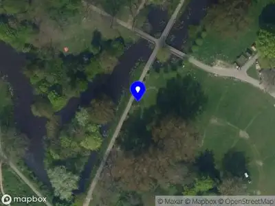 Ambulance met grote spoed naar de Van der Valk Boumanweg in Leiderdorp
