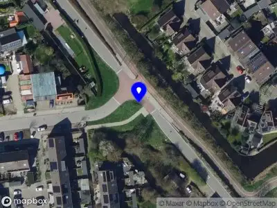 Ambulance met gepaste spoed naar de Oostdijk in Hellevoetsluis