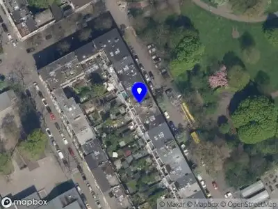 Ambulance met grote spoed naar de Noorderhavenkade in Rotterdam