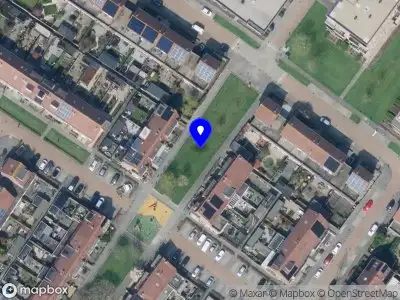 Ambulance met grote spoed naar de Haagwinde in Puttershoek