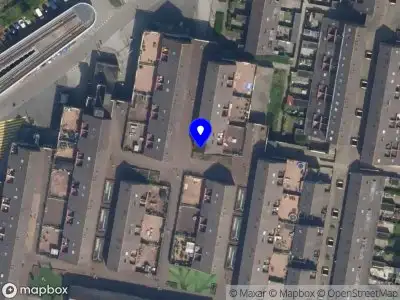 Ambulance met grote spoed naar de Amsteldiep in Capelle aan den IJssel