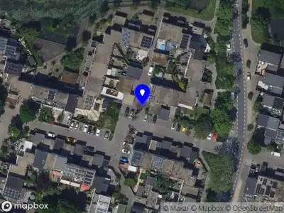 Ambulance met grote spoed naar de Brittenburg in Dordrecht