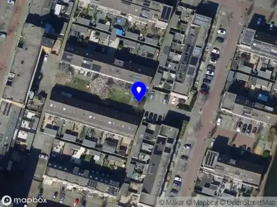 Ambulance met gepaste spoed naar de Schapenburg in Barendrecht