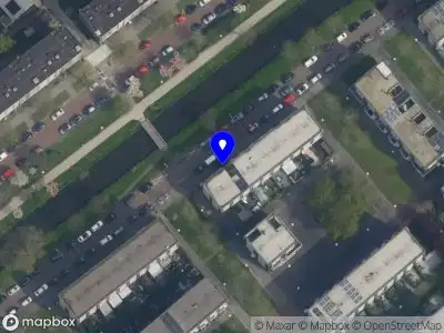Ambulance met grote spoed naar de Zwaardvegersgaarde in 's-Gravenhage