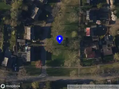 Brandweer met grote spoed naar de Paaskamp in Roden vanwege waarnemen gaslucht