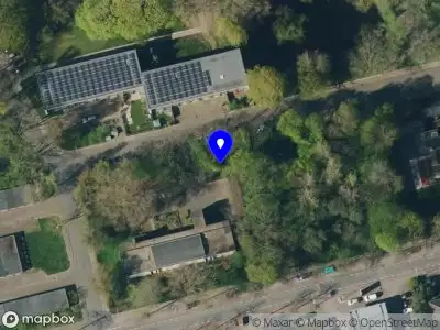 Brandweer en politie met grote spoed naar de Nolensstraat in Wageningen vanwege afhijsen patient