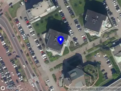 Ambulance met gepaste spoed naar de Kerklaan in Capelle aan den IJssel