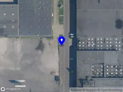 Ambulance met grote spoed naar de Moezelhavenweg in Amsterdam