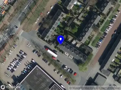 Politie met grote spoed naar de Genhoesstraat in Breda vanwege letsel