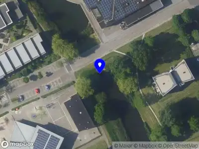 Brandweer met grote spoed naar de Manuscriptstraat in Almere vanwege gebouwbrand